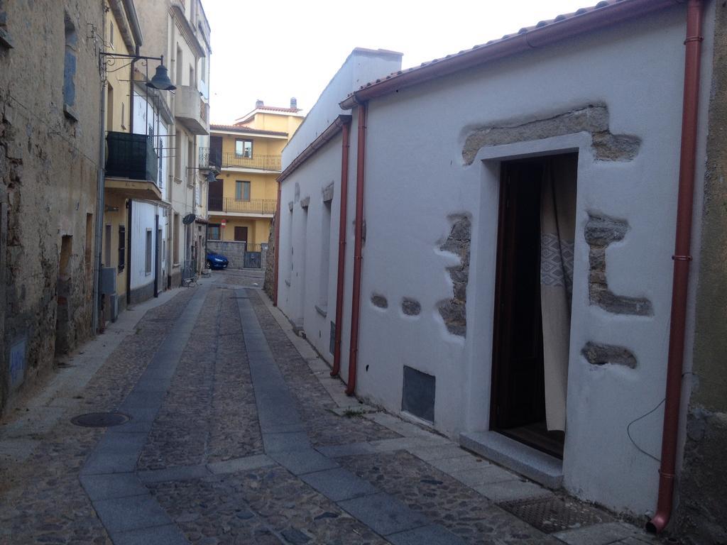 La Corte Di Grazia_Iun P2039/40 Nuoro  Exteriör bild