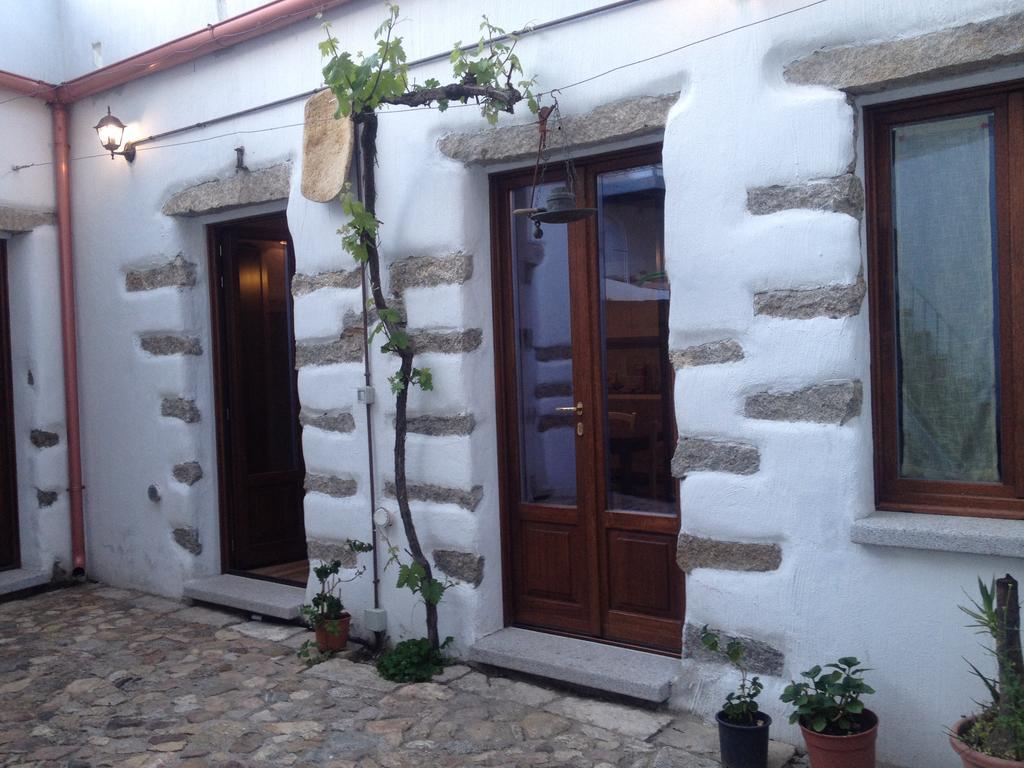 La Corte Di Grazia_Iun P2039/40 Nuoro  Exteriör bild
